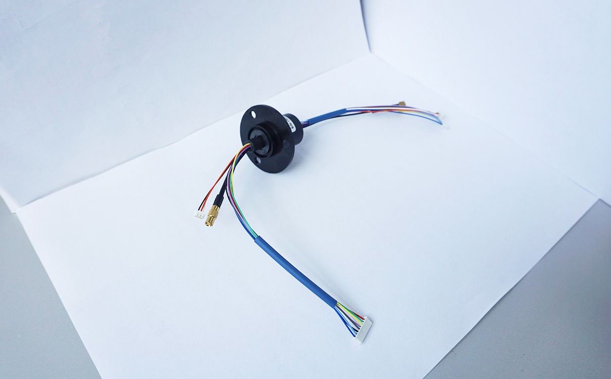 difference between an ordinary slip ring and custom slip ring